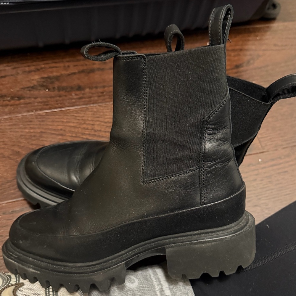 All Saints Hallie Black Women's Chelsea Boots